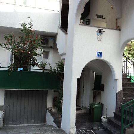 Rooms Tia Baška Voda Exterior foto
