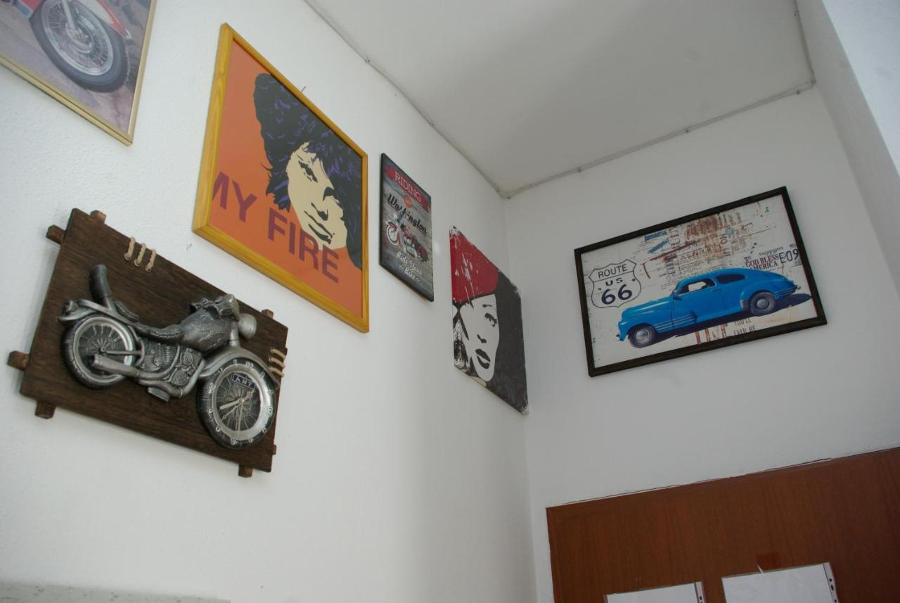 Rooms Tia Baška Voda Exterior foto