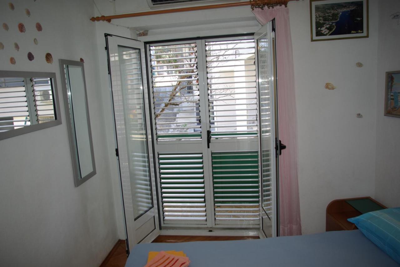 Rooms Tia Baška Voda Exterior foto