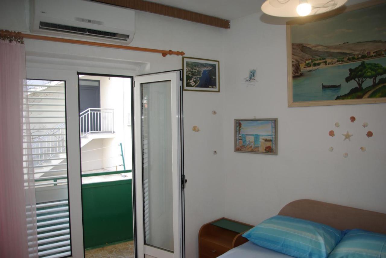 Rooms Tia Baška Voda Exterior foto